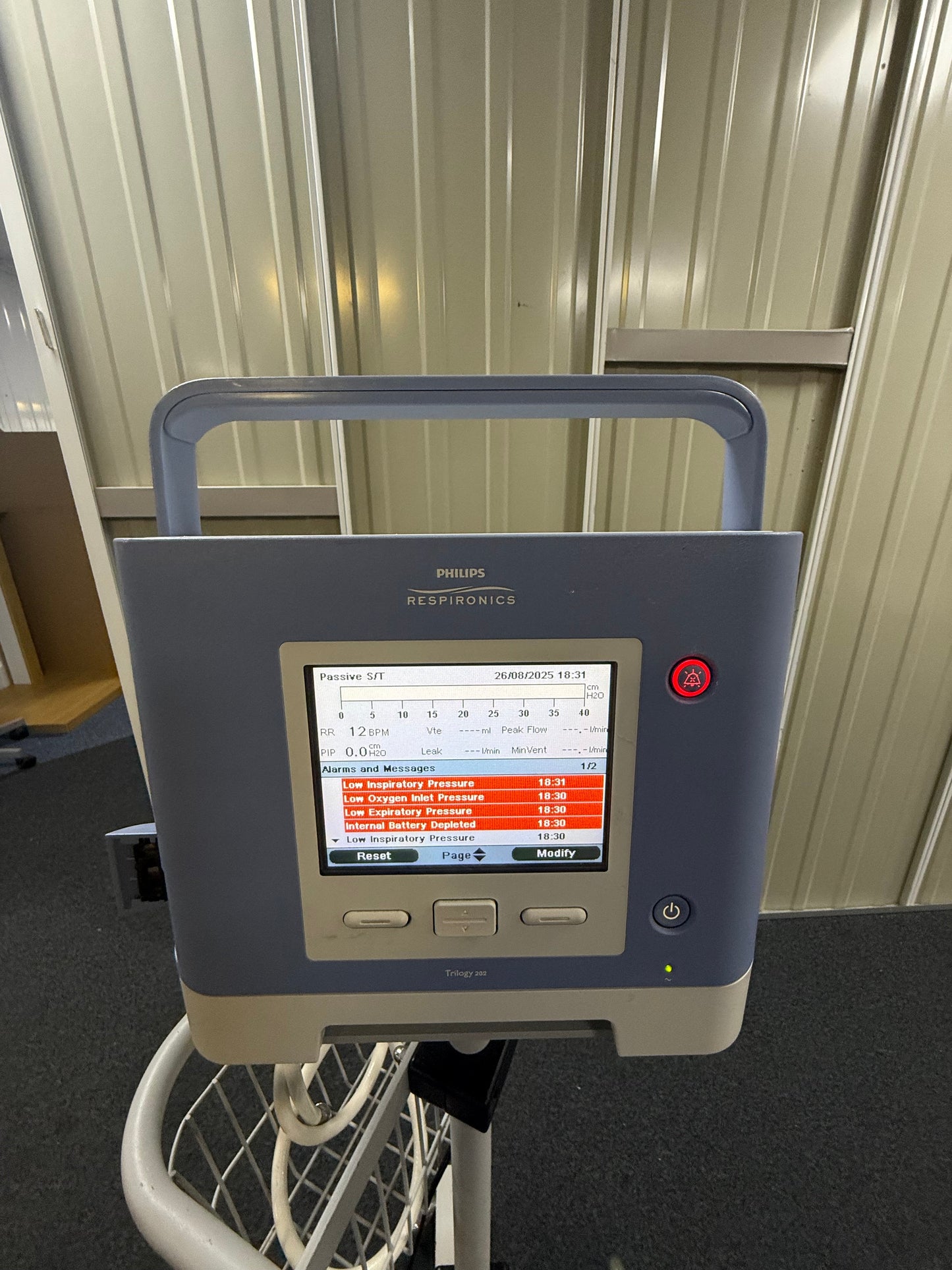 Philips Respironics Trilogy 202 Ventilator Software Version 14.2.05 - Blower Hours 491.1 Hrs on Stand